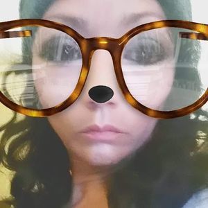 Meet your Posher, Mistie